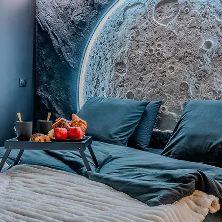 Le Celeste - Romantique Immersive Climatisee, Sauna Et Privatif * Lesparre-Médoc